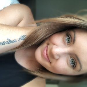 Meet your Posher, Tayler